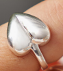 Handmade Silver Ring Graceful Radiance: Serene Heart